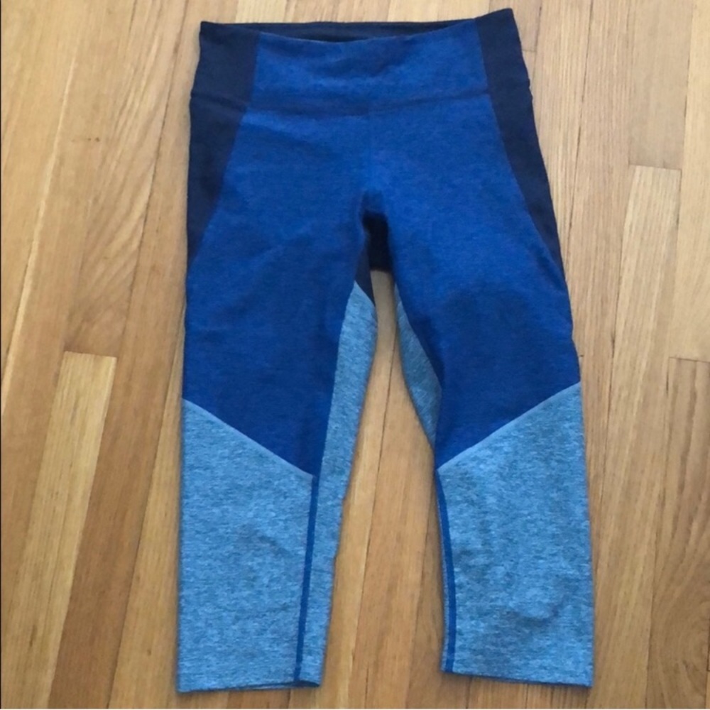 Outdoor Voices Color-block Cropped Legging